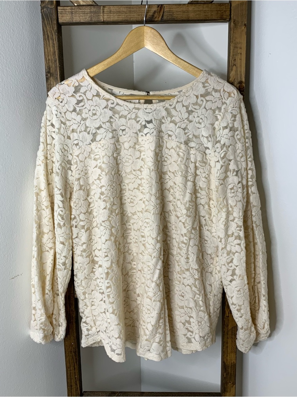 Maurices Cream Lace Long-Sleeve Women's Top Size 0X